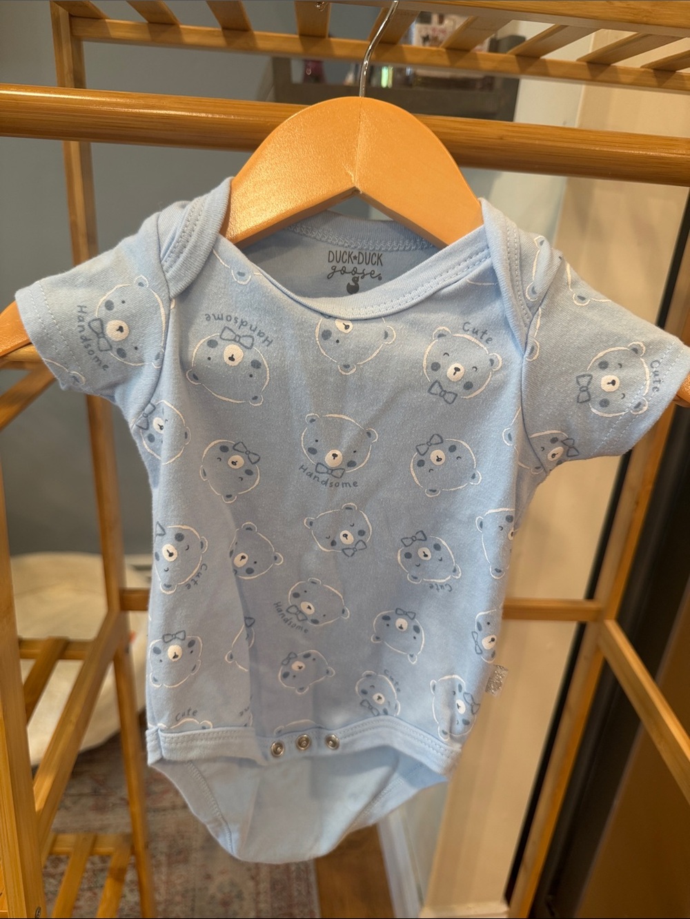 Duck Duck Baby Light Blue Bear-Print handsome onesie